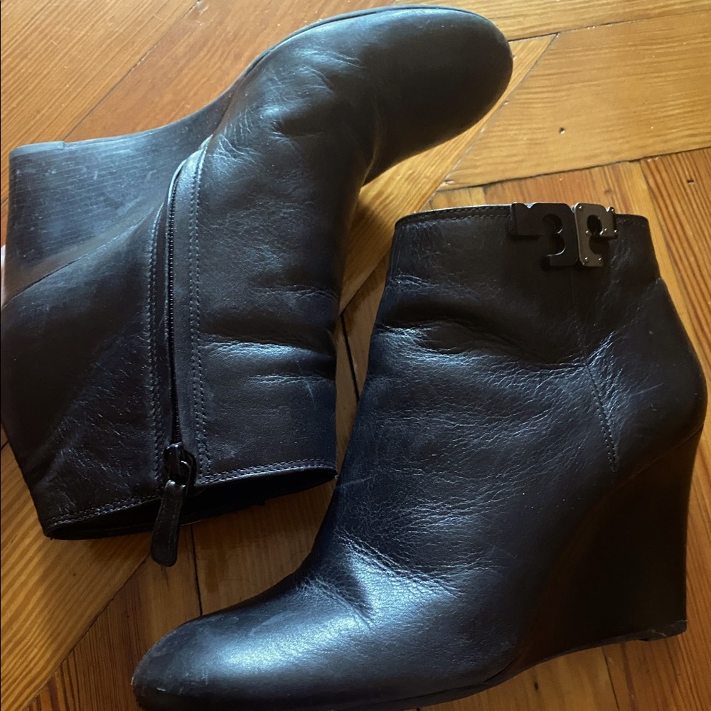Tory Burch Boots!